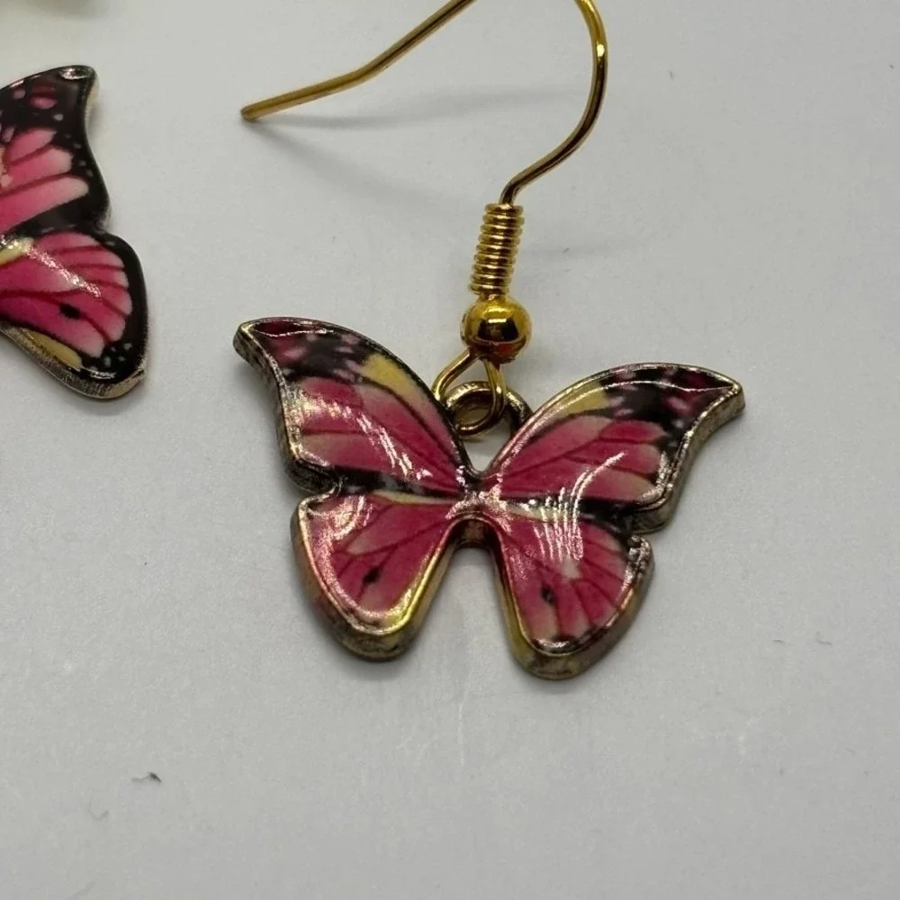 Butterfly Earrings in Gold‎ Tone Whimisical Fairy Core
